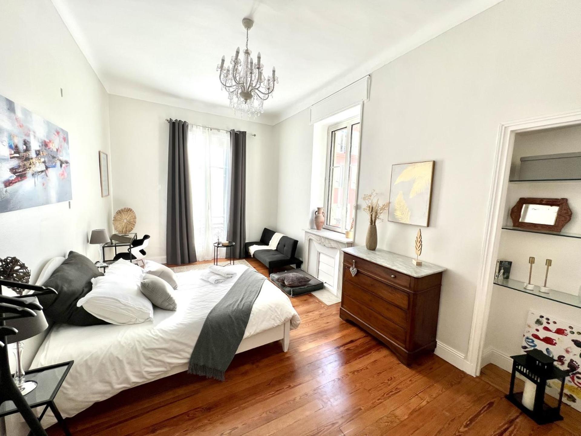Superbe Appartement De 105 M2, Hyper Centre Avec Terrasse, Parking, A 5 Min De La Mer Nice Ngoại thất bức ảnh